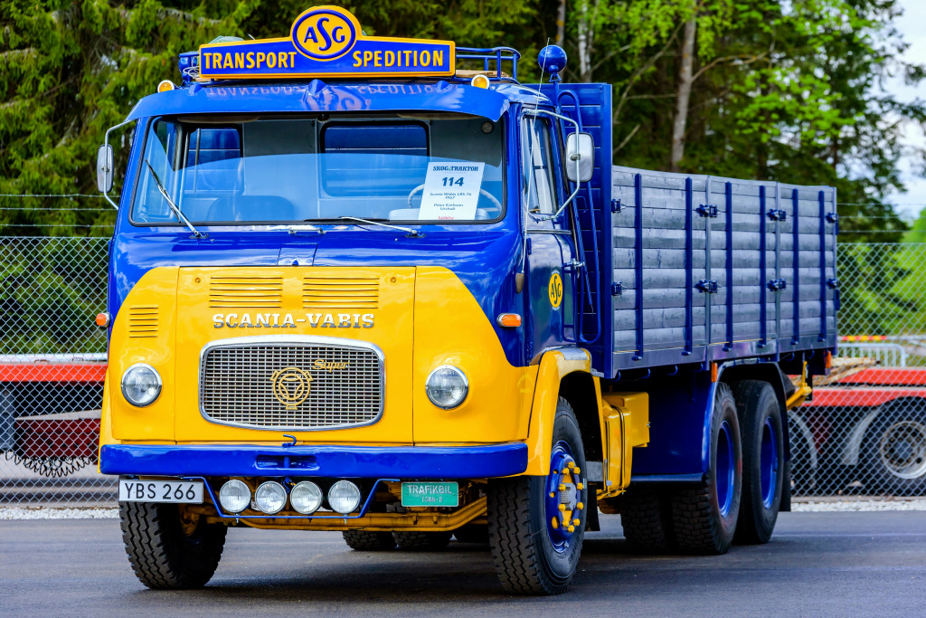 1967 Scania Vabis LBS 76, Emmaboda, Schweden jigsaw puzzle in Autos & Motorräder puzzles on TheJigsawPuzzles.com