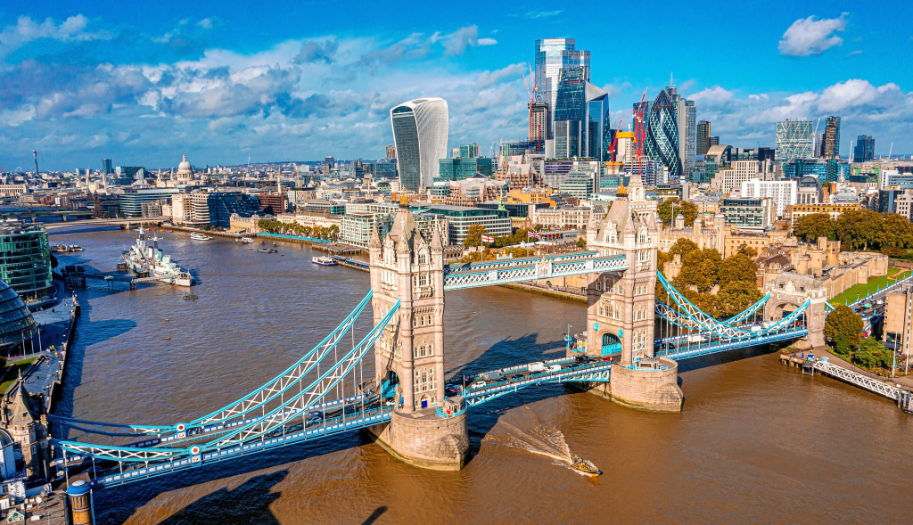 Tower Bridge and the River Thames, London, UK jigsaw puzzle in Bridges puzzles on TheJigsawPuzzles.com