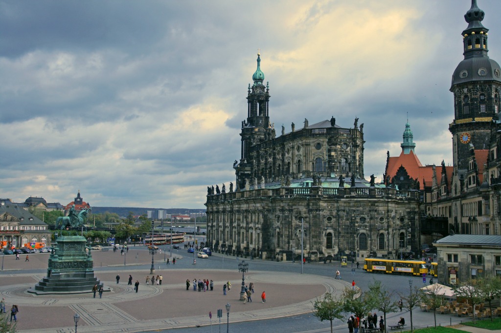 Dresden jigsaw puzzle in Street View puzzles on TheJigsawPuzzles.com