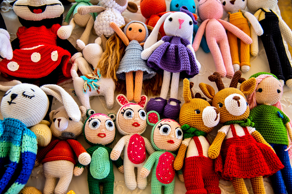 Handmade Dolls jigsaw puzzle in Puzzle of the Day puzzles on TheJigsawPuzzles.com