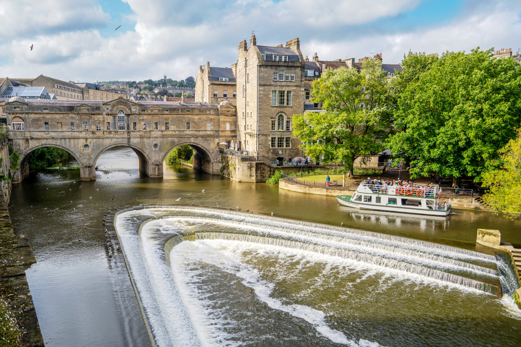 River Avon in Bath, Somerset, England jigsaw puzzle in Waterfalls puzzles on TheJigsawPuzzles.com