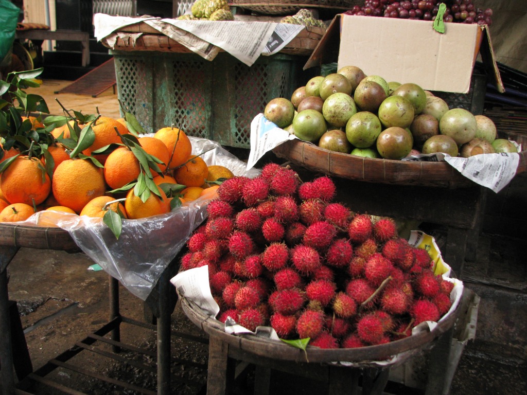 Rambutan and Fruit at the Market jigsaw puzzle in Fruits & Veggies puzzles on TheJigsawPuzzles.com