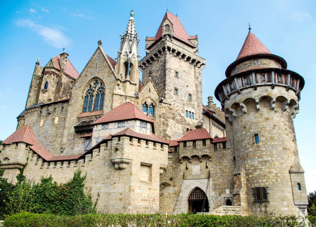 Castelo de Kreuzenstein em Leobendorf, Áustria jigsaw puzzle in Castelos puzzles on TheJigsawPuzzles.com