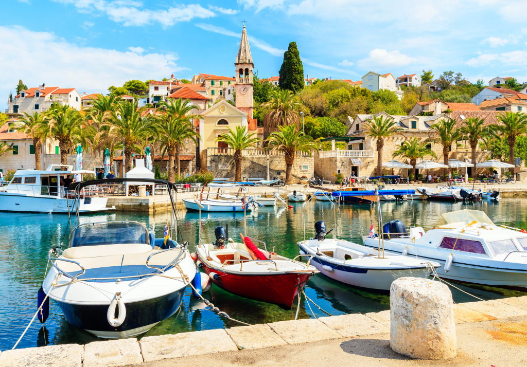 Hafen von Splitska, Insel Brac, Kroatien jigsaw puzzle in Großartige Landschaften puzzles on TheJigsawPuzzles.com