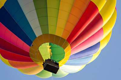 Colorful Hot Air Balloon in the Sky jigsaw puzzle in Aviation puzzles ...