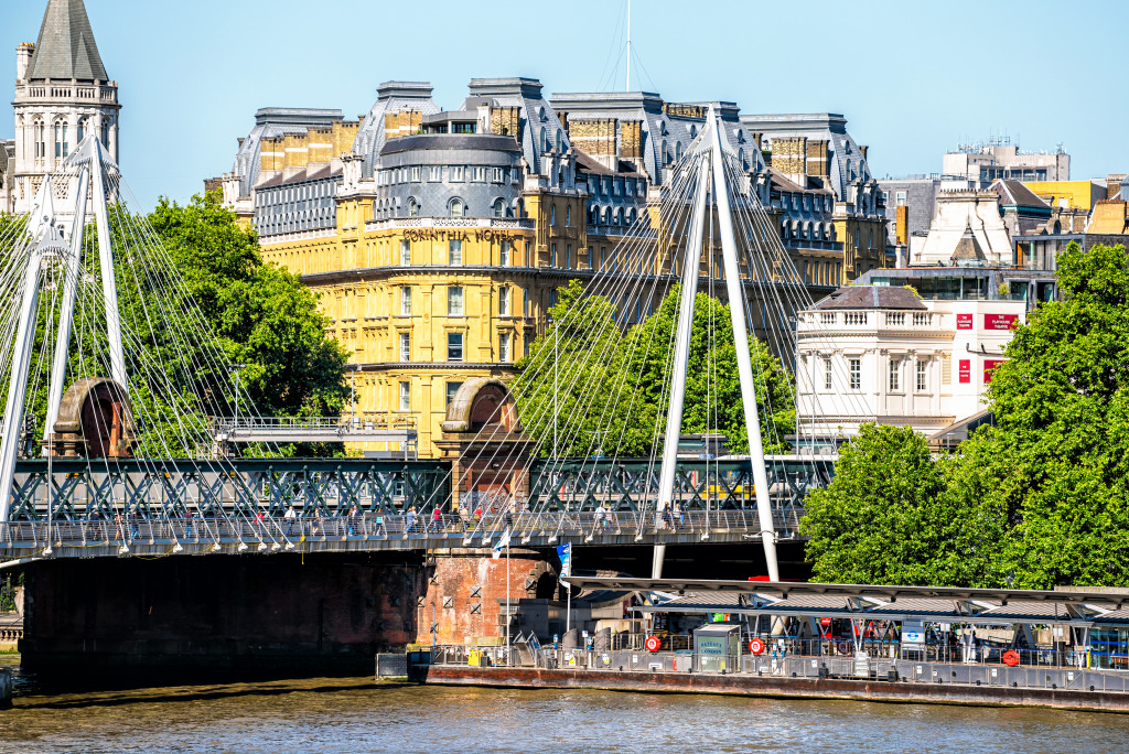 Hungerford Fußgängerbrücke, London, Großbritannien jigsaw puzzle in Brücken puzzles on TheJigsawPuzzles.com