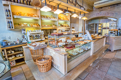 Sweet Pastry Shop in Riga, Latvia jigsaw puzzle in Food & Bakery ...