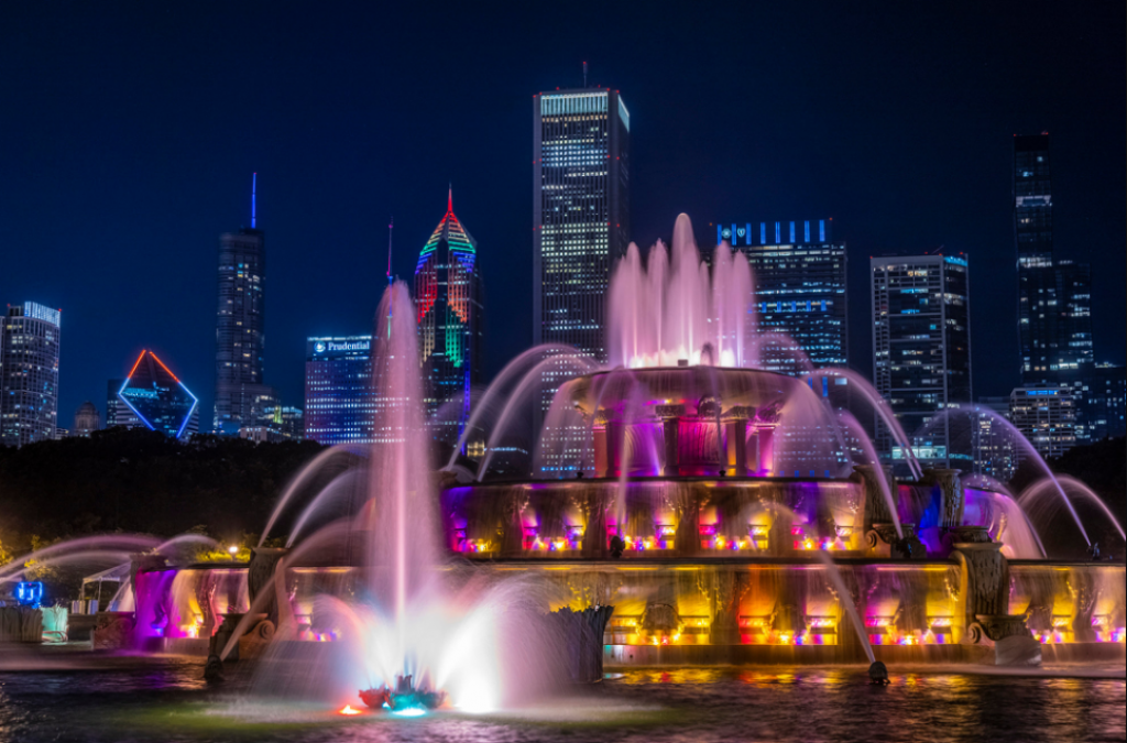 Buckingham Fountain-Chicago- night jigsaw puzzle in Carolyn Wright puzzles on TheJigsawPuzzles.com