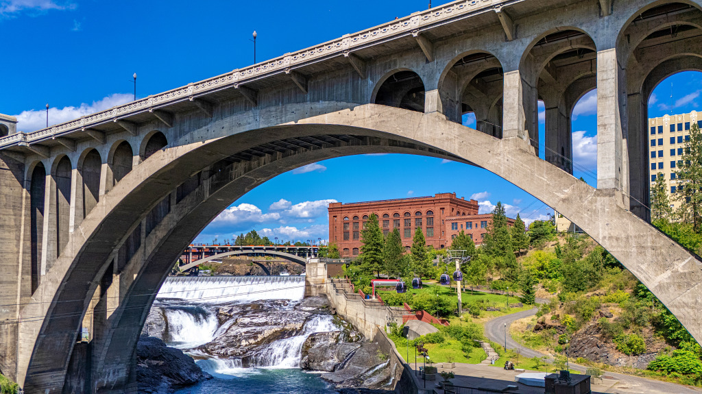 Monroe Street Bridge, Spokane, Washington, USA jigsaw puzzle in Bridges puzzles on TheJigsawPuzzles.com
