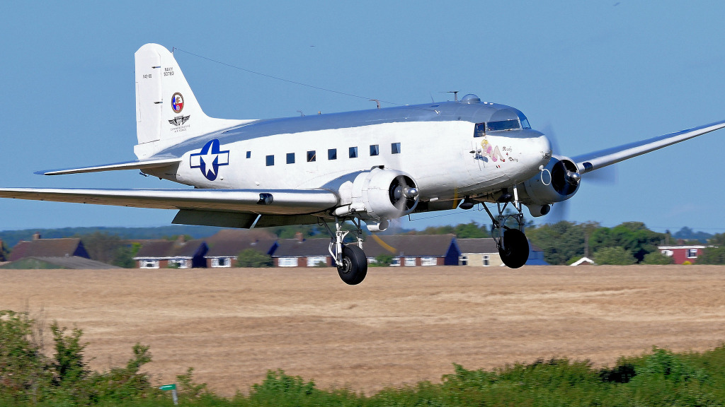A 1944 Douglas R4D-6 Skytrain, Old Warden, UK jigsaw puzzle in Aviation puzzles on TheJigsawPuzzles.com