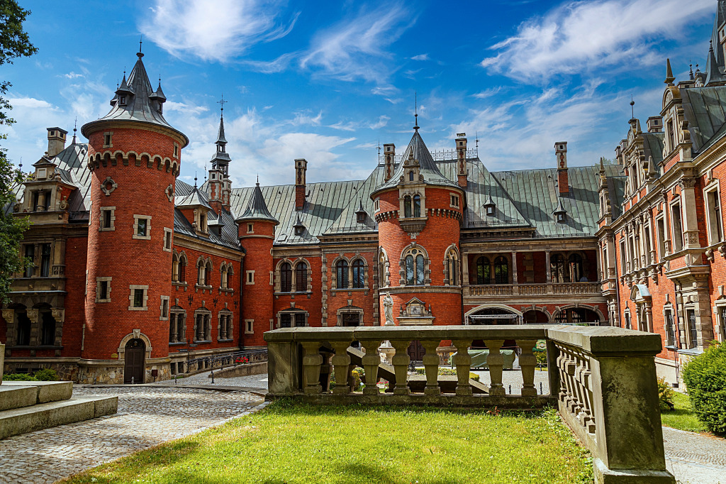 Historic Palace of Pławniovice, Poland jigsaw puzzle in Castles puzzles on TheJigsawPuzzles.com