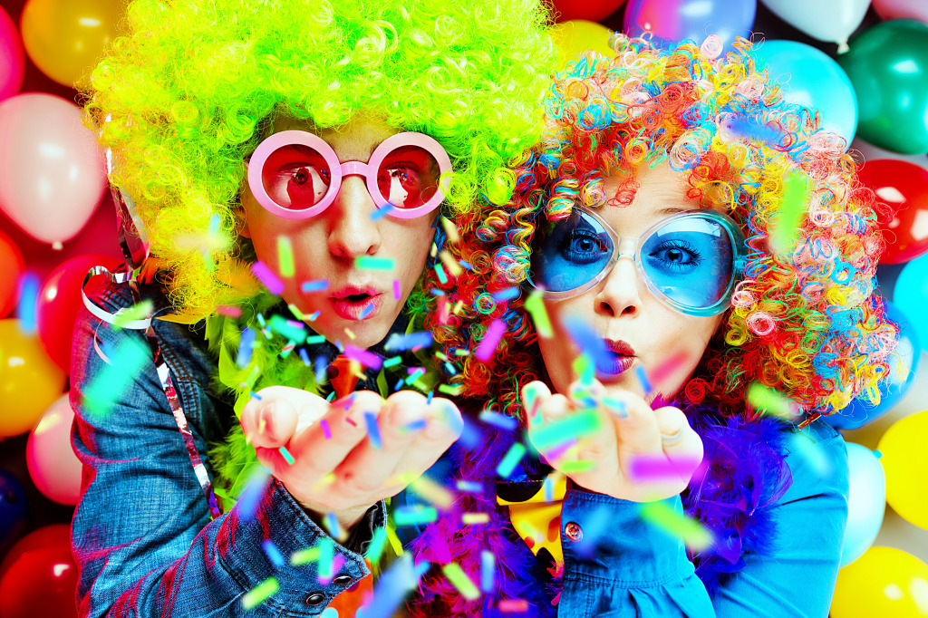 A young Couple at the Carnival jigsaw puzzle in People puzzles on TheJigsawPuzzles.com