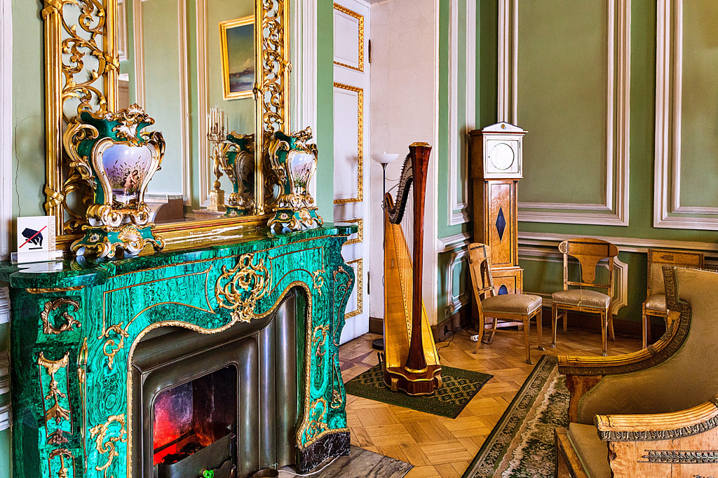 Yusupov Palace in St. Petersburg, Russia jigsaw puzzle in Castles puzzles on TheJigsawPuzzles.com