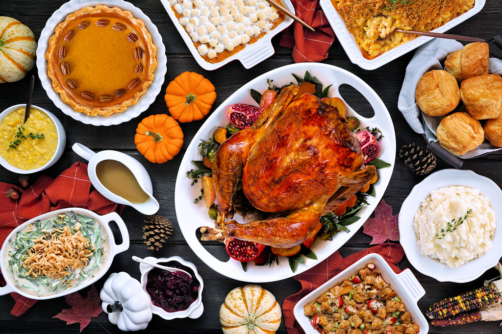 Traditional Thanksgiving Turkey Dinner jigsaw puzzle in Food & Bakery puzzles on TheJigsawPuzzles.com