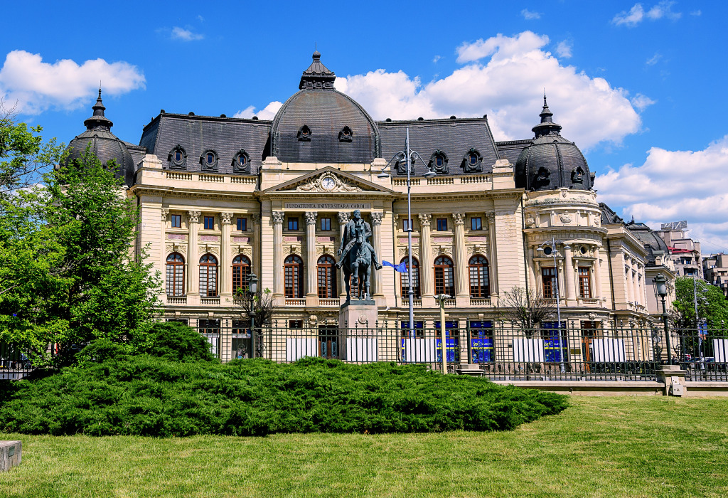 Central University Library, Bucharest, Romania jigsaw puzzle in Castles puzzles on TheJigsawPuzzles.com