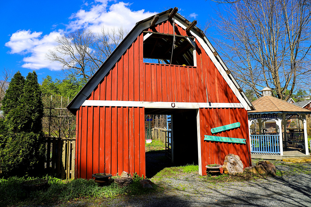 Red Barn at Smith-Gilbert Gardens, Kennesaw, GA jigsaw puzzle in Puzzle of the Day puzzles on TheJigsawPuzzles.com