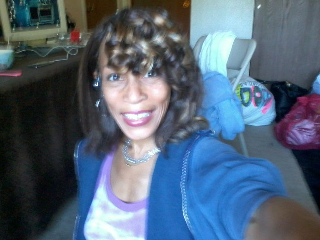 Dee%20July%2024th%202011 jigsaw puzzle in david cryor puzzles on TheJigsawPuzzles.com