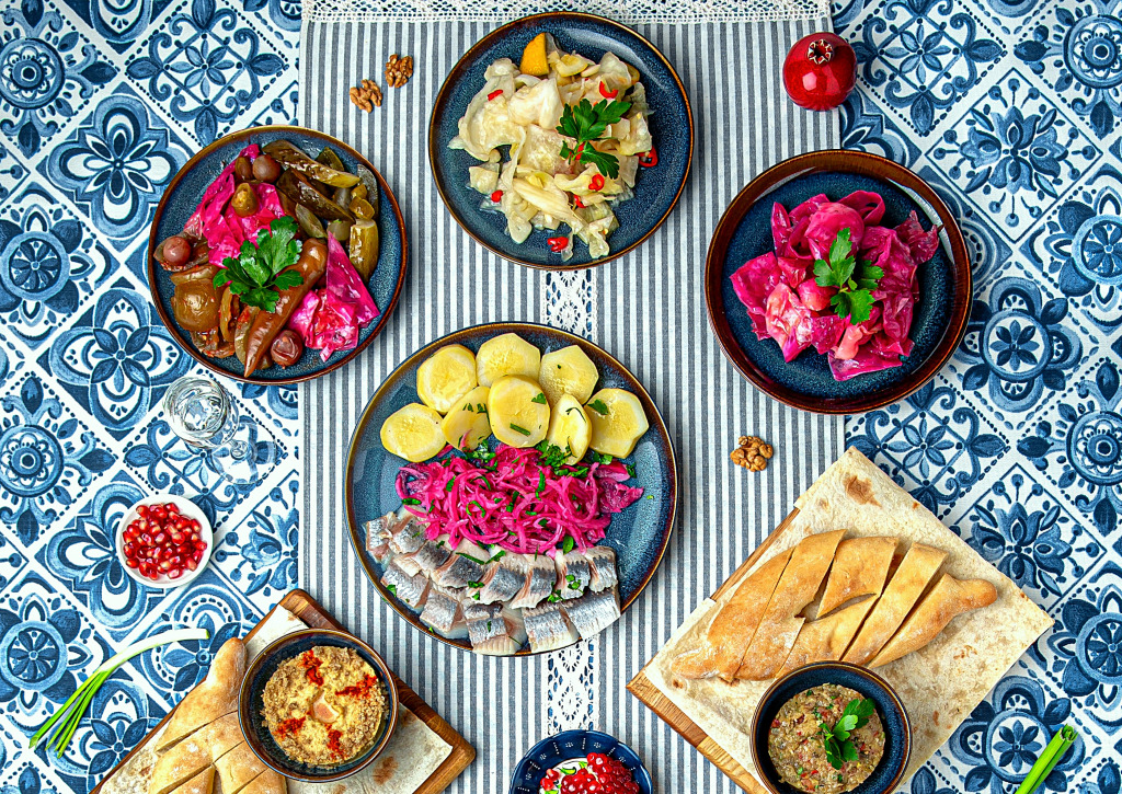 Traditional Georgian Dishes jigsaw puzzle in Food & Bakery puzzles on TheJigsawPuzzles.com