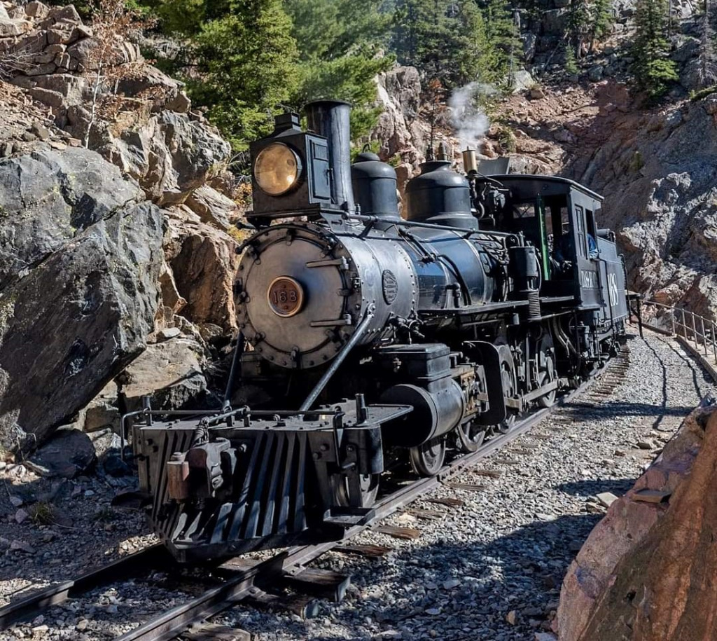 Denver Rio Grande jigsaw puzzle in Valerie M Griffin puzzles on TheJigsawPuzzles.com