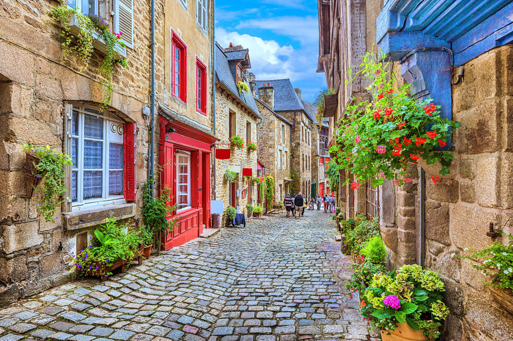 A Narrow Cobbled Alley in the Old European City jigsaw puzzle in Street View puzzles on TheJigsawPuzzles.com