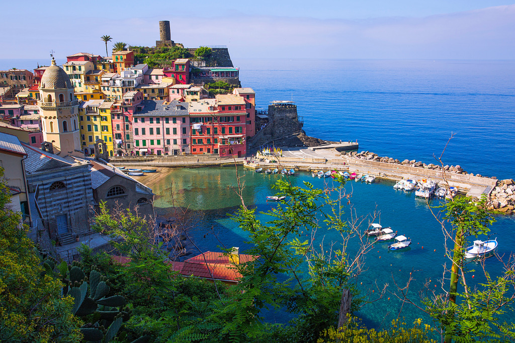 View of Vernazza jigsaw puzzle in Great Sightings puzzles on TheJigsawPuzzles.com