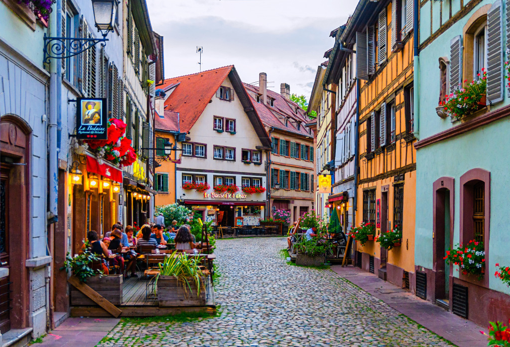 Маленькая Франция jigsaw puzzle in Улицы puzzles on TheJigsawPuzzles.com