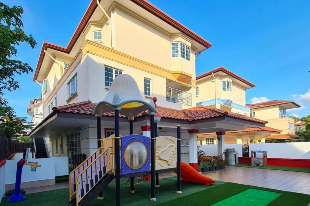 springside1-e1633935679356-1200x800 jigsaw puzzle in sam gamgee puzzles on TheJigsawPuzzles.com