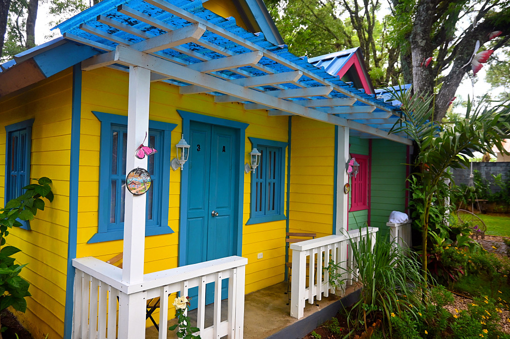 A Coffee Shop in Jarabacoa, Dominican Republic jigsaw puzzle in Street View puzzles on TheJigsawPuzzles.com