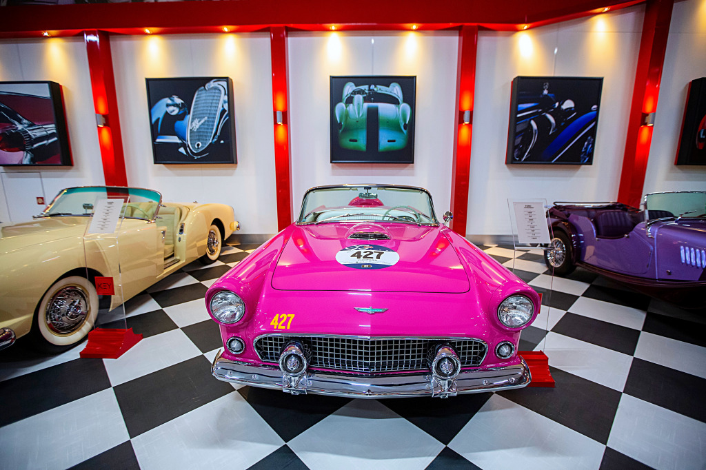 Museu Chave, Izmir, Turquia jigsaw puzzle in Carros & Motos puzzles on TheJigsawPuzzles.com