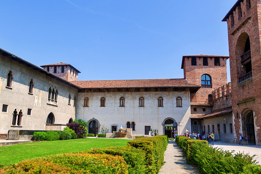 Castelvecchio in Verona jigsaw puzzle in Castles puzzles on TheJigsawPuzzles.com