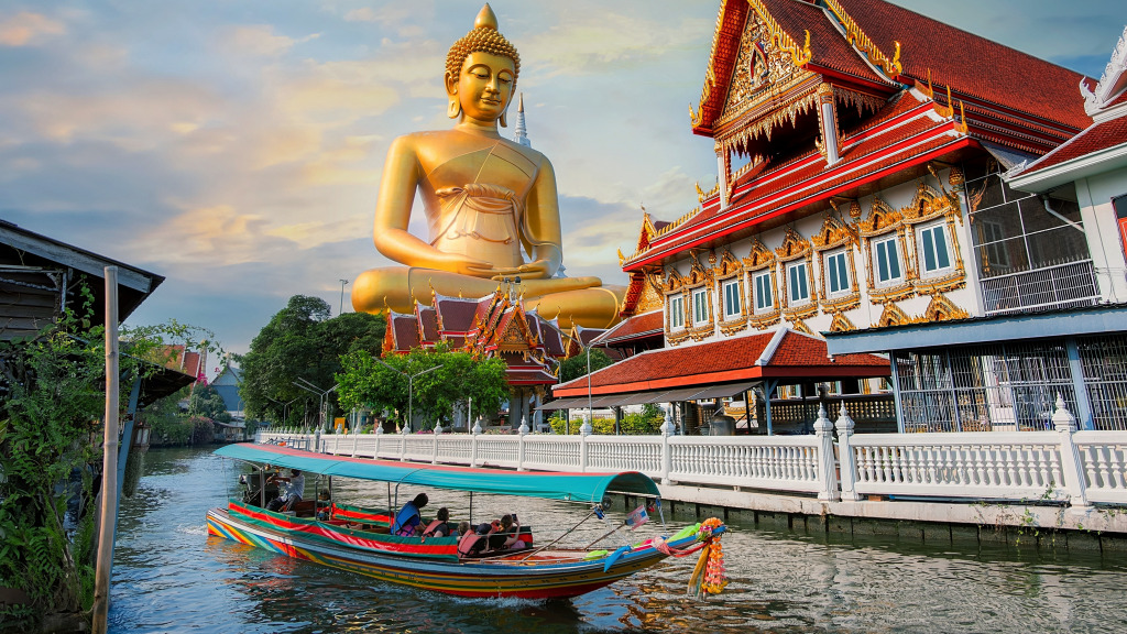 Wat Paknam Phasi Charoen Temple, Bangkok, Thailand jigsaw puzzle in Puzzle of the Day puzzles on TheJigsawPuzzles.com