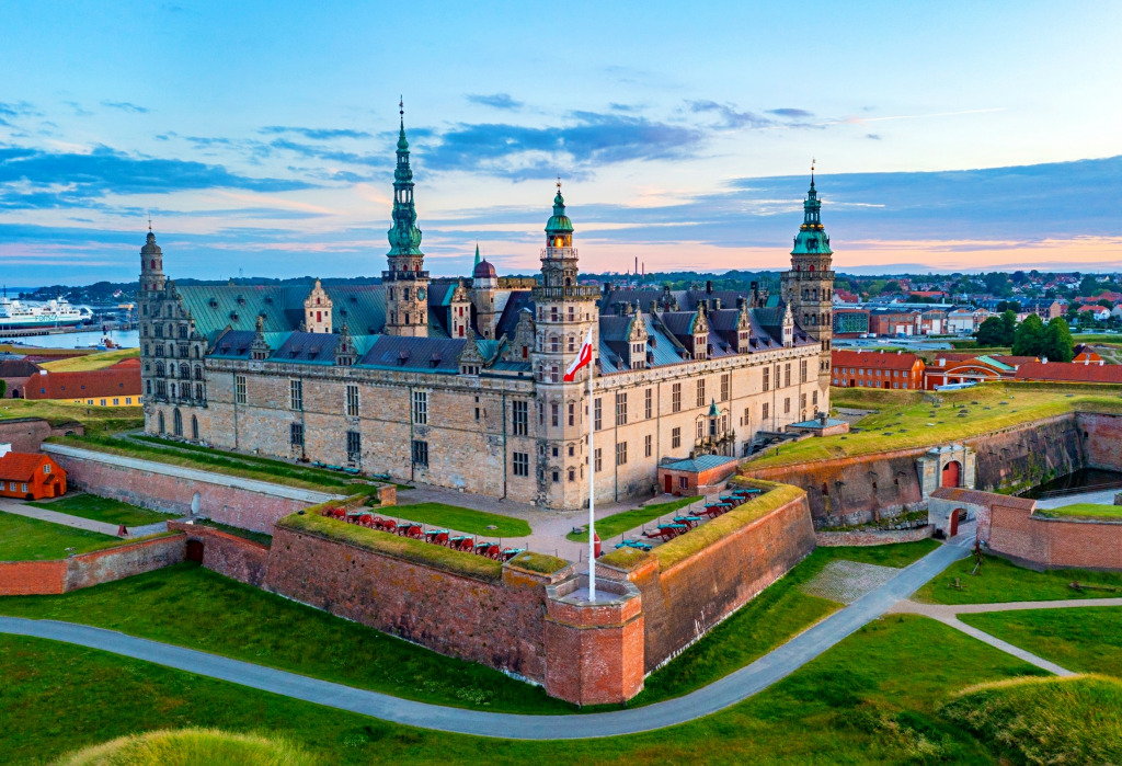 Castelo de Kronborg em Helsingor, Dinamarca jigsaw puzzle in Castelos puzzles on TheJigsawPuzzles.com