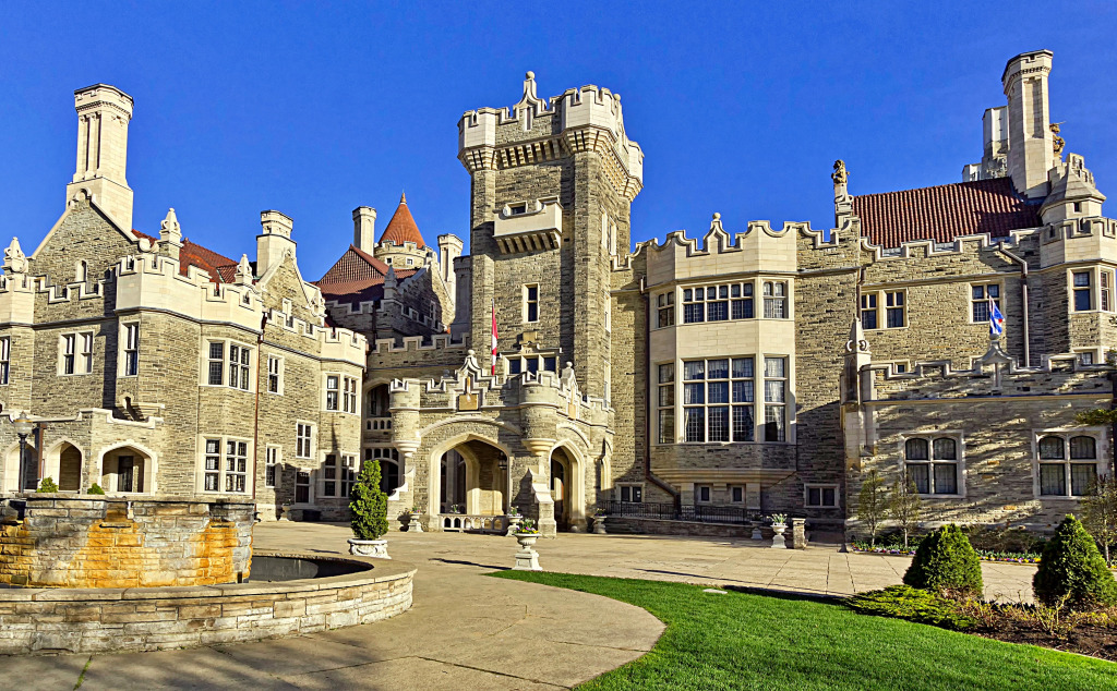 Casa Loma In Toronto jigsaw puzzle in Castles puzzles on TheJigsawPuzzles.com