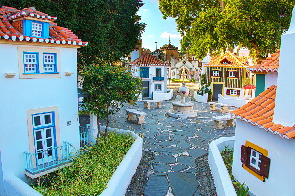 Parque em miniatura Portugal dos Pequenitos jigsaw puzzle in Paisagens de Rua puzzles on TheJigsawPuzzles.com