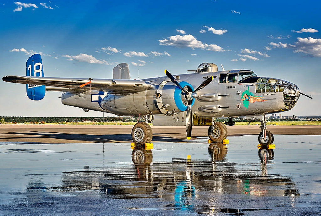 Das CAF Arizona Wing B-25J Mitchell jigsaw puzzle in Luftfahrt puzzles on TheJigsawPuzzles.com