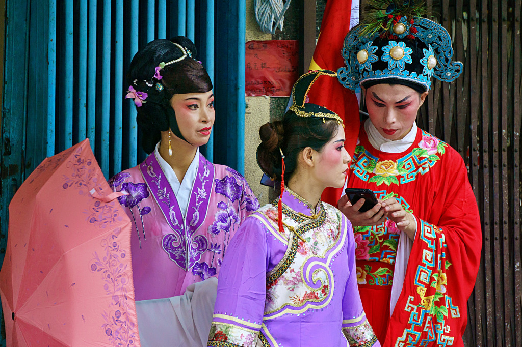 Chinesische Opernkünstler, Kota Kinabalu, Malaysia jigsaw puzzle in Menschen puzzles on TheJigsawPuzzles.com