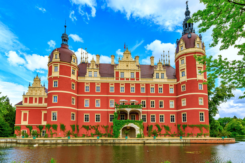 Castle Muskau in Germany jigsaw puzzle in Puzzle of the Day puzzles on TheJigsawPuzzles.com