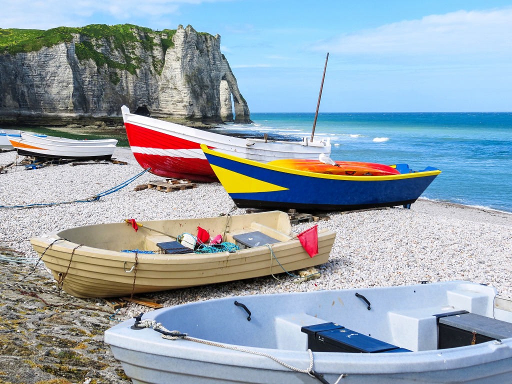 Boats on the English Channel, France jigsaw puzzle in Great Sightings puzzles on TheJigsawPuzzles.com