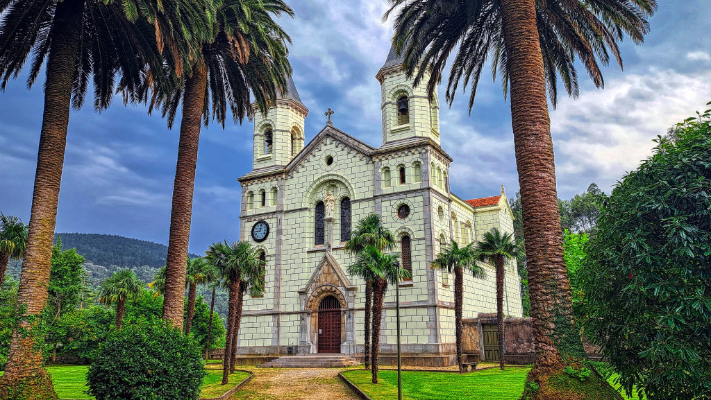 Église de Jésus Nazareno à El Pito, Espagne jigsaw puzzle in Châteaux puzzles on TheJigsawPuzzles.com