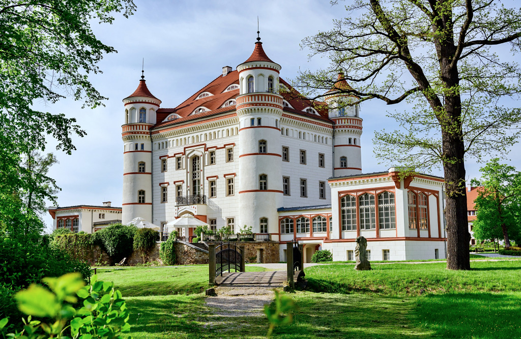 Neo-Gothic Palace in Wojanow, Poland jigsaw puzzle in Castles puzzles on TheJigsawPuzzles.com
