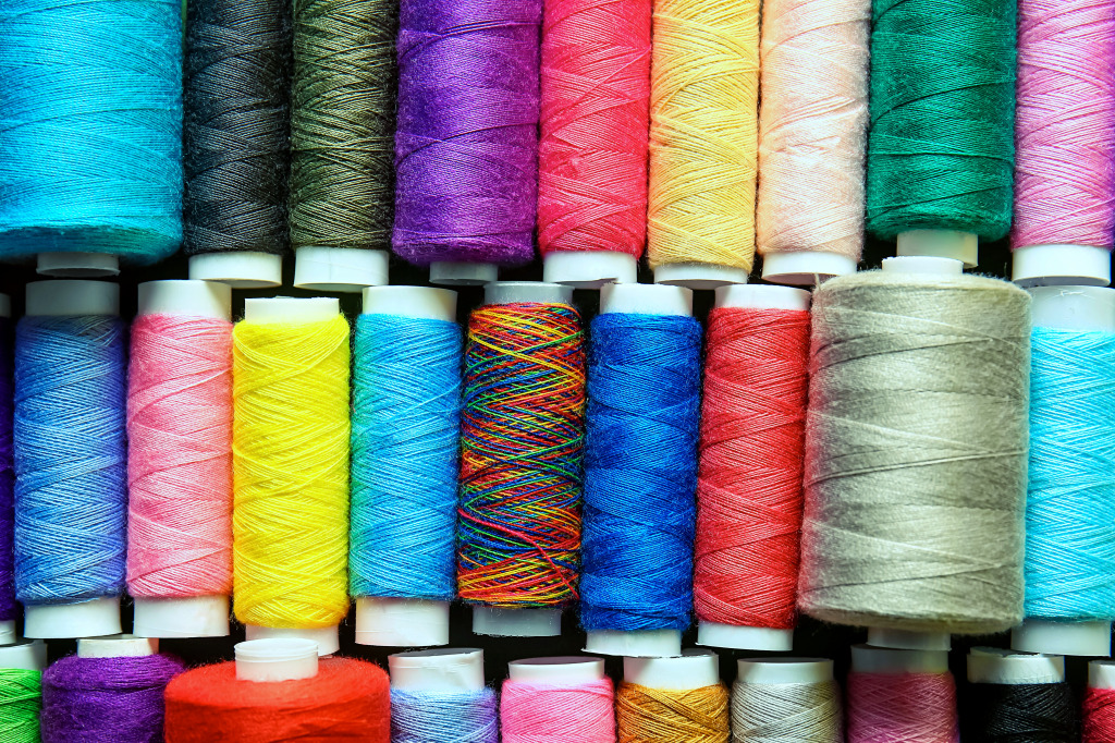 Set of Sewing Threads jigsaw puzzle in Handmade puzzles on TheJigsawPuzzles.com