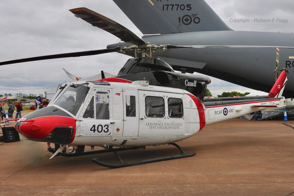 146403 : Bell Ch-146 Griffon At Fairford. jigsaw puzzle in Luftfahrt puzzles on TheJigsawPuzzles.com