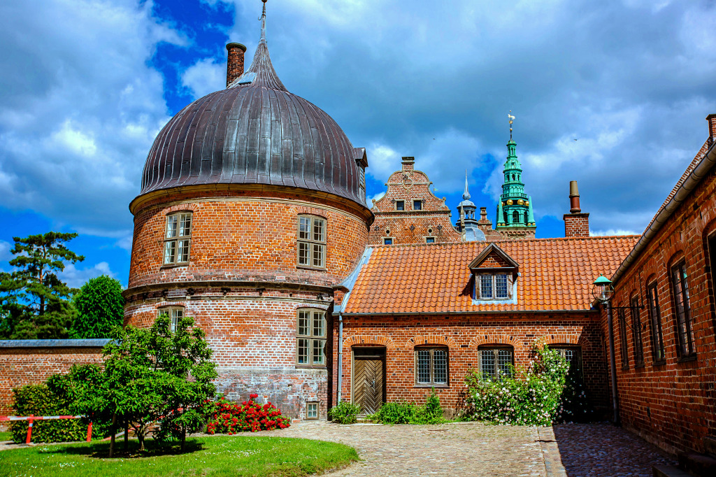 Medieval Building in Denmark jigsaw puzzle in Castles puzzles on TheJigsawPuzzles.com