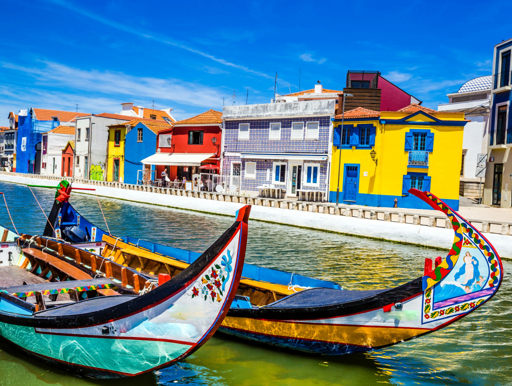 Art Nouveau Buildings and Boats in Aveiro jigsaw puzzle in Puzzle of the Day puzzles on TheJigsawPuzzles.com