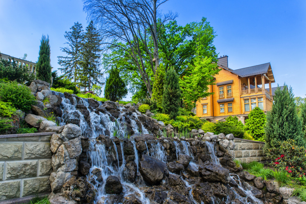 Wooden Honka in Kyiv, Ukraine jigsaw puzzle in Waterfalls puzzles on TheJigsawPuzzles.com