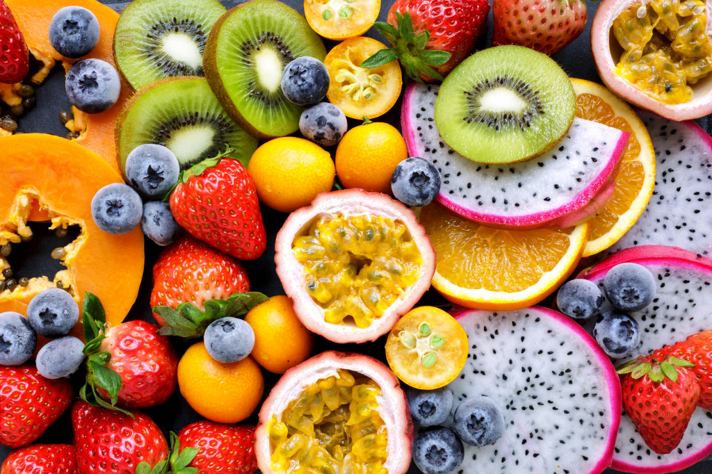 Frutas e Frutas Vermelhas Maduras jigsaw puzzle in Frutas & Vegetais puzzles on TheJigsawPuzzles.com