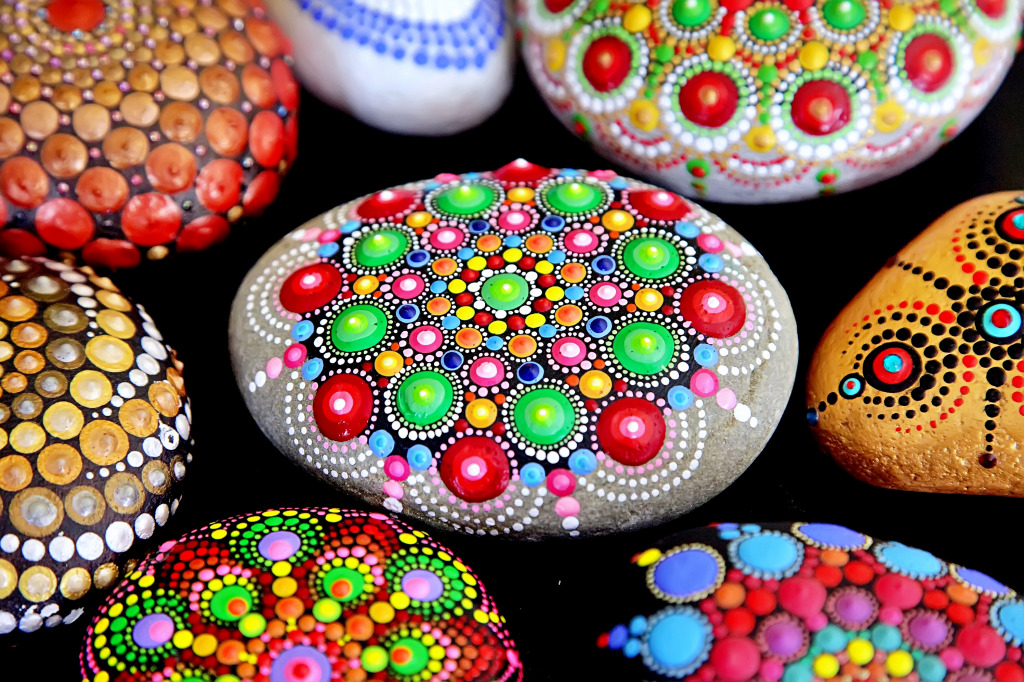 Красивые скалы Мандала jigsaw puzzle in Рукоделие puzzles on TheJigsawPuzzles.com