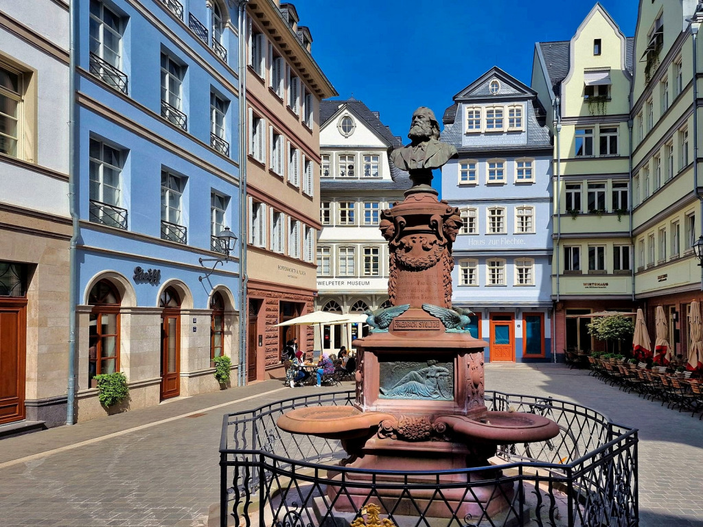 Hühnermarkt in Frankfurt am Main, Germany jigsaw puzzle in Street View puzzles on TheJigsawPuzzles.com