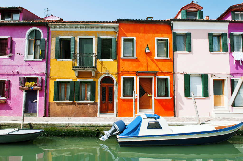 Scenic View of Burano Island, Venice, Italy jigsaw puzzle in Street View puzzles on TheJigsawPuzzles.com