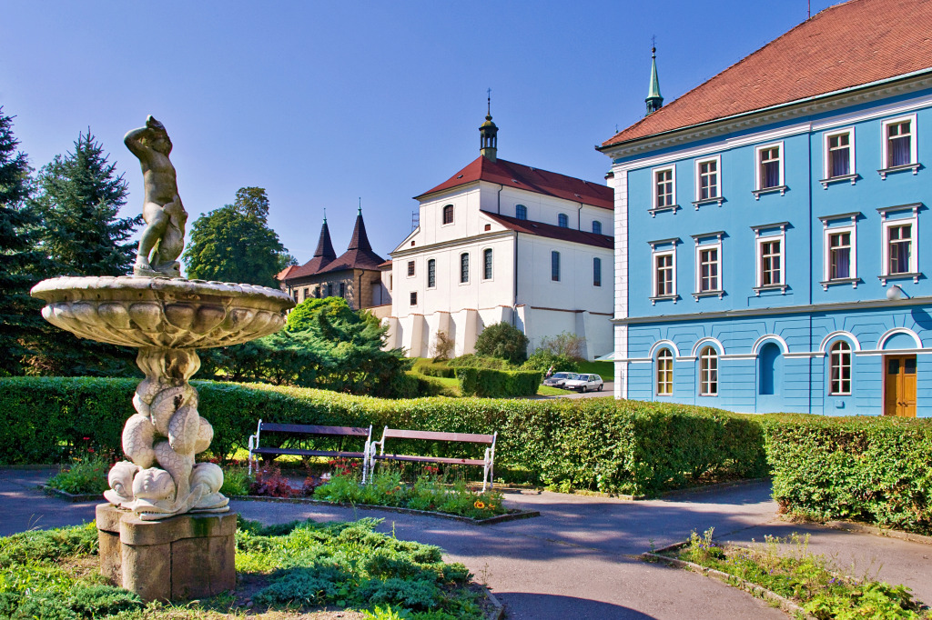 Damm in Teplice, Tschechische Republik jigsaw puzzle in Straßenansicht puzzles on TheJigsawPuzzles.com